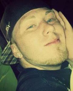 Man, 33. foxthoralpine