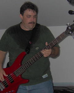 Man, 62. bassman4431