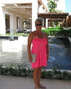 Woman, 58. BarkersBeauty