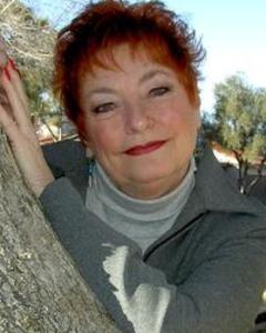 Woman, 75. SANDRA_D668
