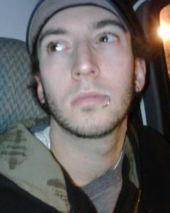 Man, 43. Deelanx
