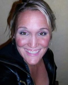 Woman, 40. mol7067