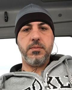 Man, 47. Sam19782126