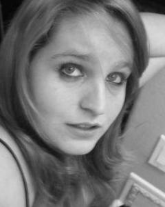 Woman, 34. Lilipucienne
