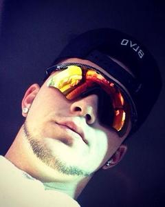 Man, 31. Lookinforf2860