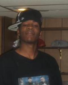 Man, 35. dee03339
