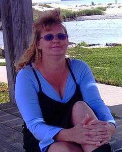 Woman, 59. hotlegs6522