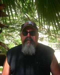 Man, 72. bikerchico