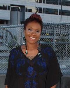 Woman, 39. jas25111507