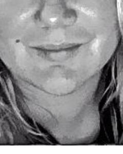 Woman, 33. Rach163299