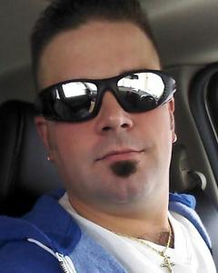 Man, 40. cpl55