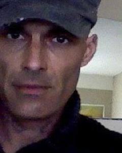 Man, 52. rayc19737382