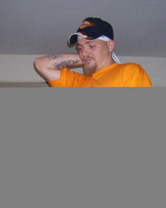 Man, 45. kanebluelee