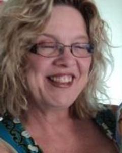Woman, 64. Blondehairdres
