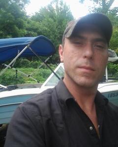 Man, 42. bigmess