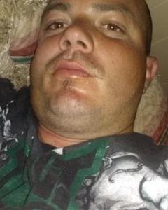 Man, 40. mdog17021
