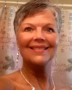 Woman, 65. prechrlade