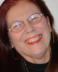 Woman, 72. Utoo179