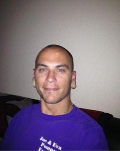 Man, 40. Chief886606