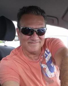 Man, 61. BIGBENHUGS