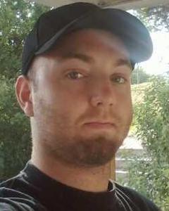 Man, 33. Rippenspear