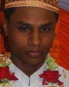 Man, 37. aslam_play_boy