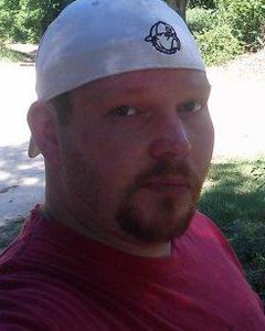 Man, 38. Robert1024