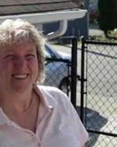 Woman, 75. Huntle