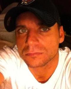 Man, 49. Skitzer