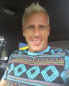 Man, 54. mrhotshop