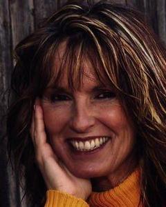 Woman, 72. skydiva53