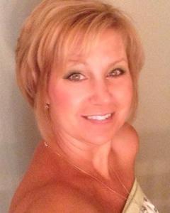 Woman, 56. Graceful5684