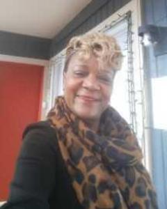 Woman, 68. Ann8453
