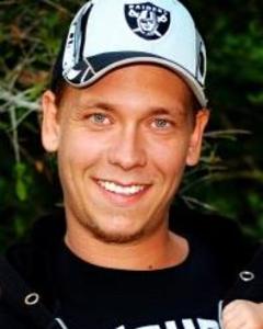 Man, 43. Xzoe