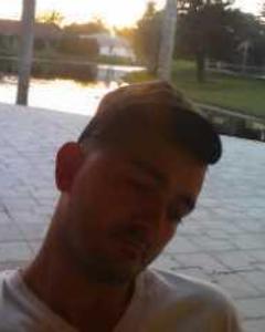 Man, 38. eno3156