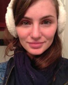 Woman, 38. maris0013200