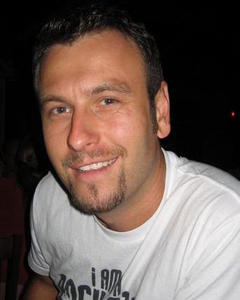 Man, 49. stuntberti