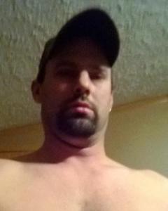Man, 48. countryearl
