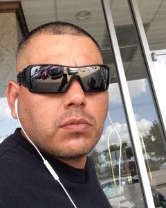 Man, 50. Artmireles