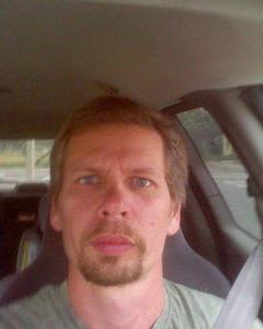 Man, 44. Michael170523