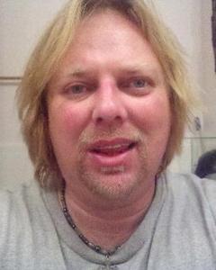 Man, 57. Totalpackag800