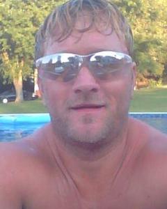 Man, 48. needlove260851
