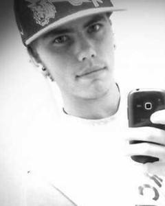 Man, 29. atinnel