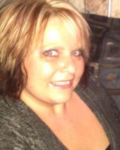 Woman, 48. Looking0053