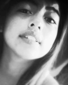Woman, 31. ana0305