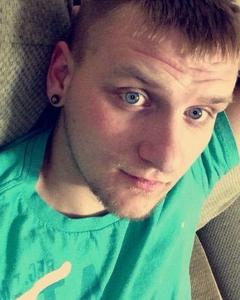 Man, 30. Littleluke4070