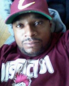 Man, 52. bigfufu