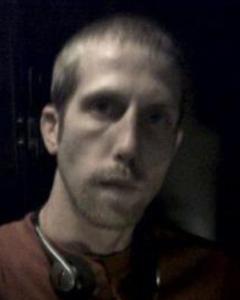 Man, 44. hugehrdthrobbi