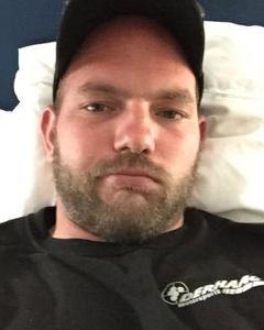 Man, 35. Chris7724118