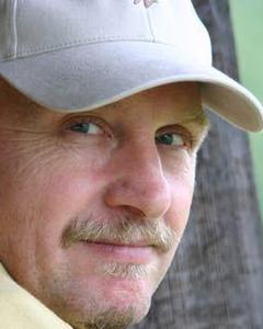 Man, 53. Pilamco